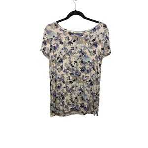 Women’s floral short sleeve t-shirt size small